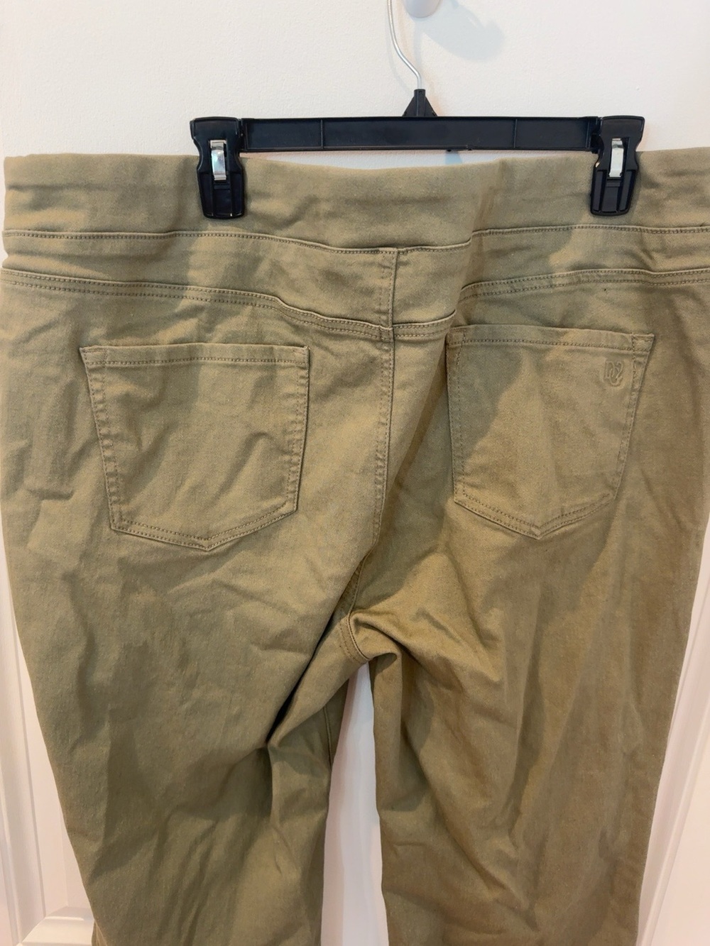 DQ² by DQ Collection Olive Green Pull-On Skinny Pants 2X Button Front Stretch - Picture 6 of 7